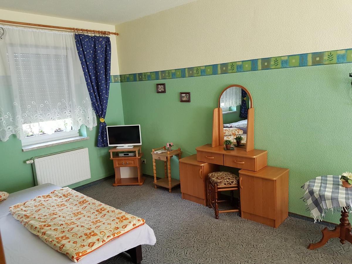 Landpension Zum Schweizerberg - Housity