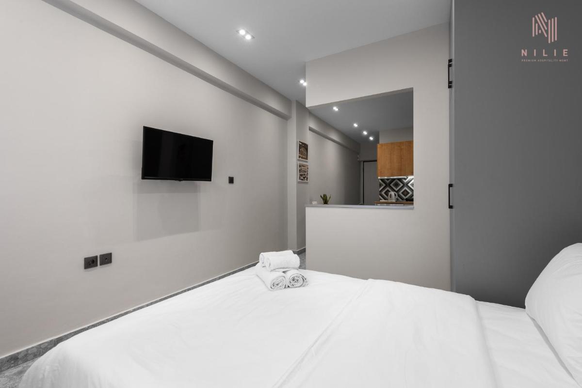 Timesquare, Nilie Hospitality MGMT - Housity