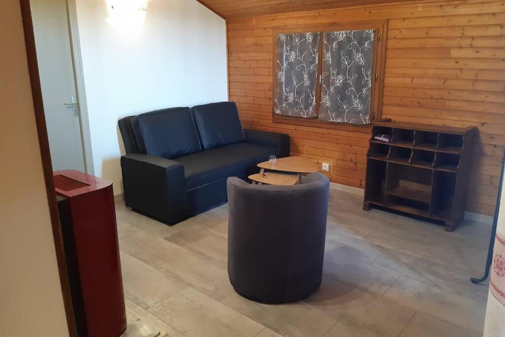 Chalet en bois à la campagne - Housity