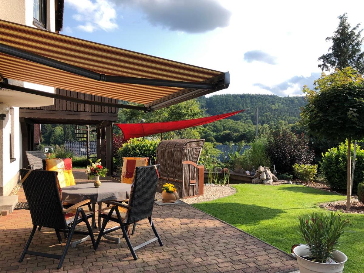 Ferienwohnung Rennsteigblick - Housity