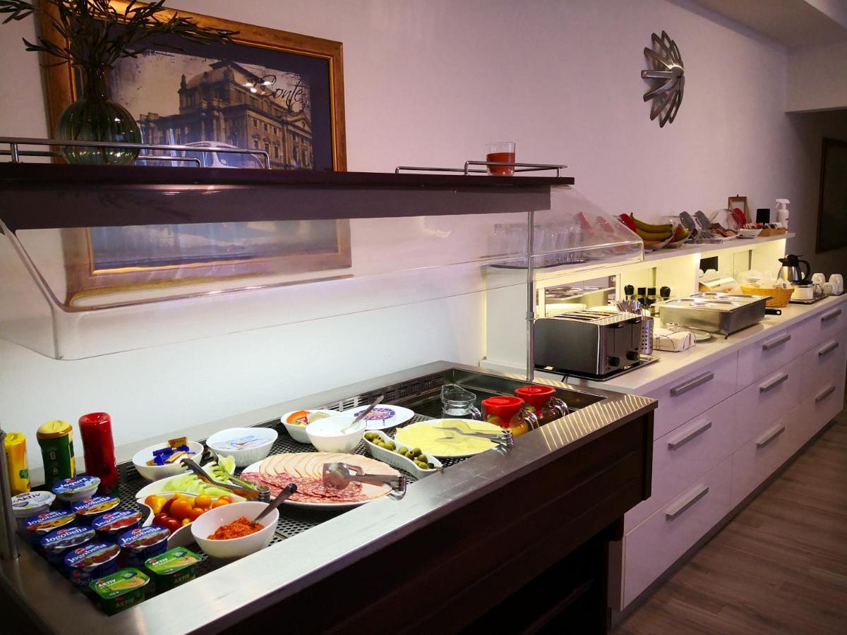 Grand Bells Bed And Breakfast - Housity