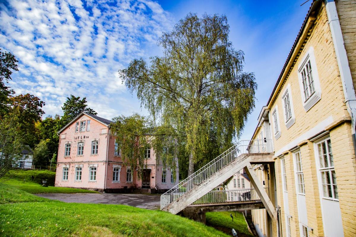 Billnäsin ruukki - Housity
