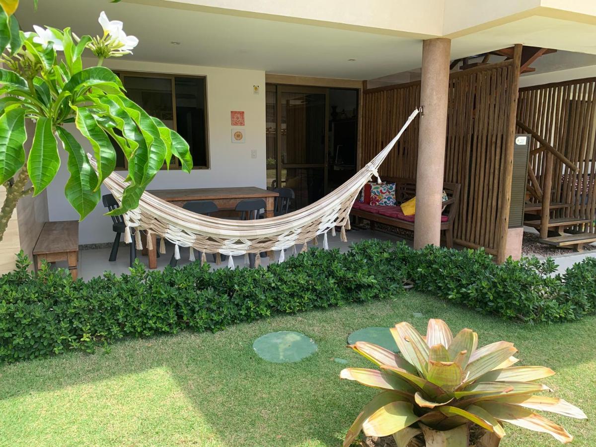 Casa de Praia, Itacimirim, Pé na Areia - Housity