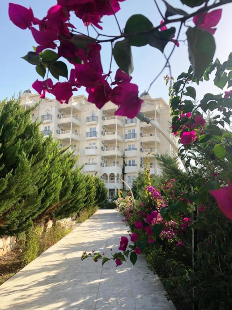 Suitetrails - Watercastle Suites