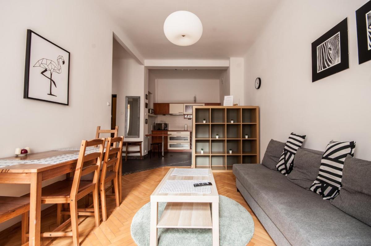 Suitetrails - Elegant Apartment Old Town Market