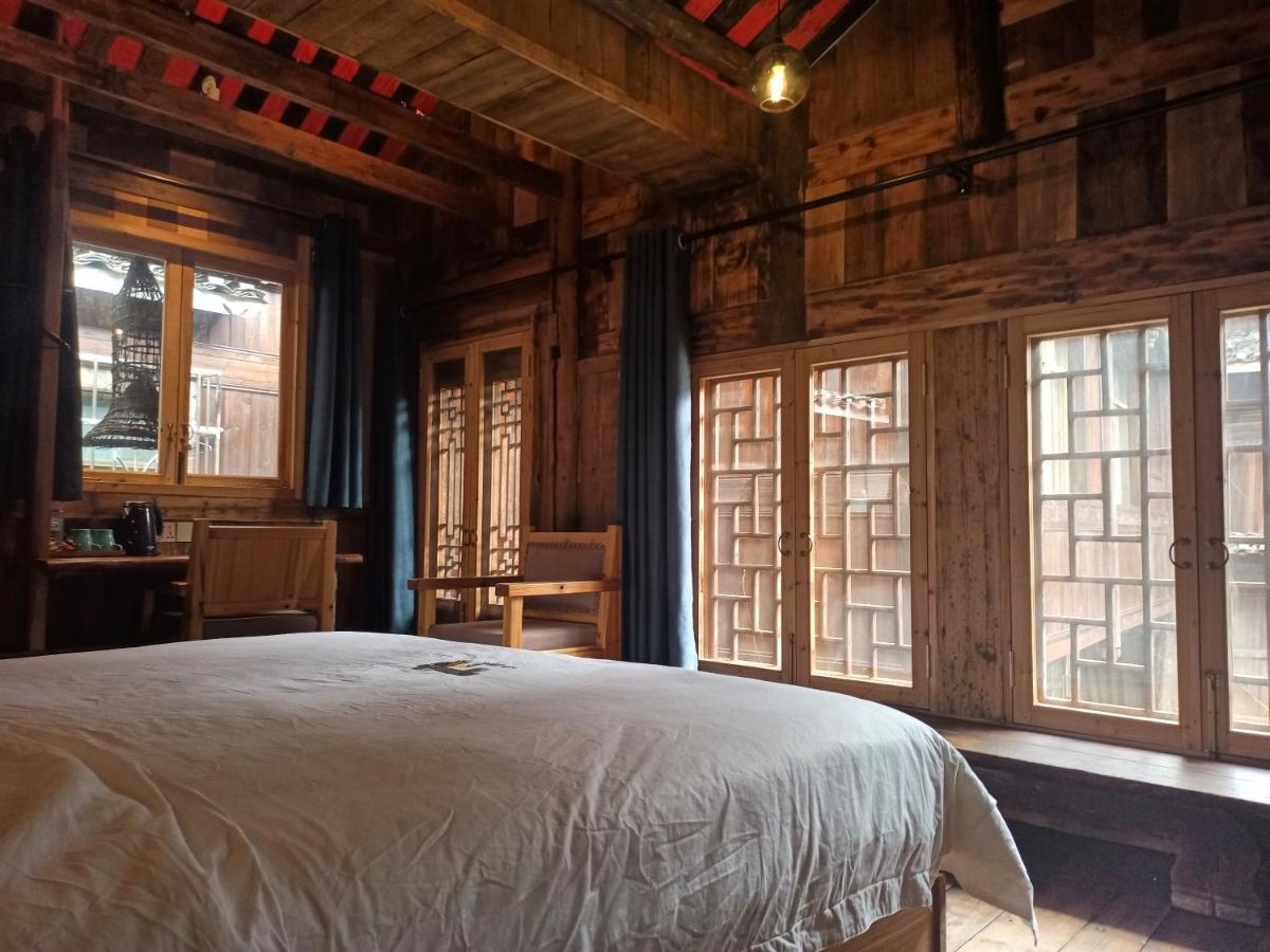 Suitetrails - Lost World Sanjiang Guest house