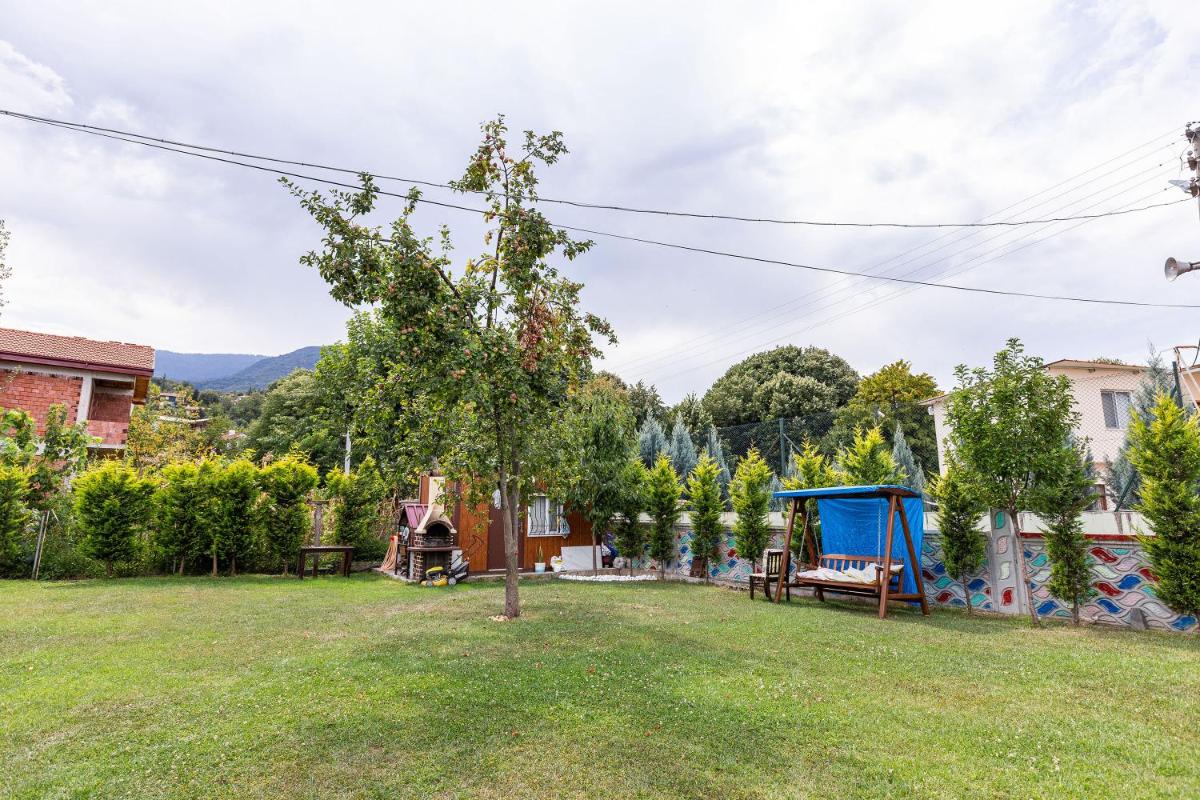 Fascinating House with Treehouse in the Garden near Kartepe Ski Center - Housity