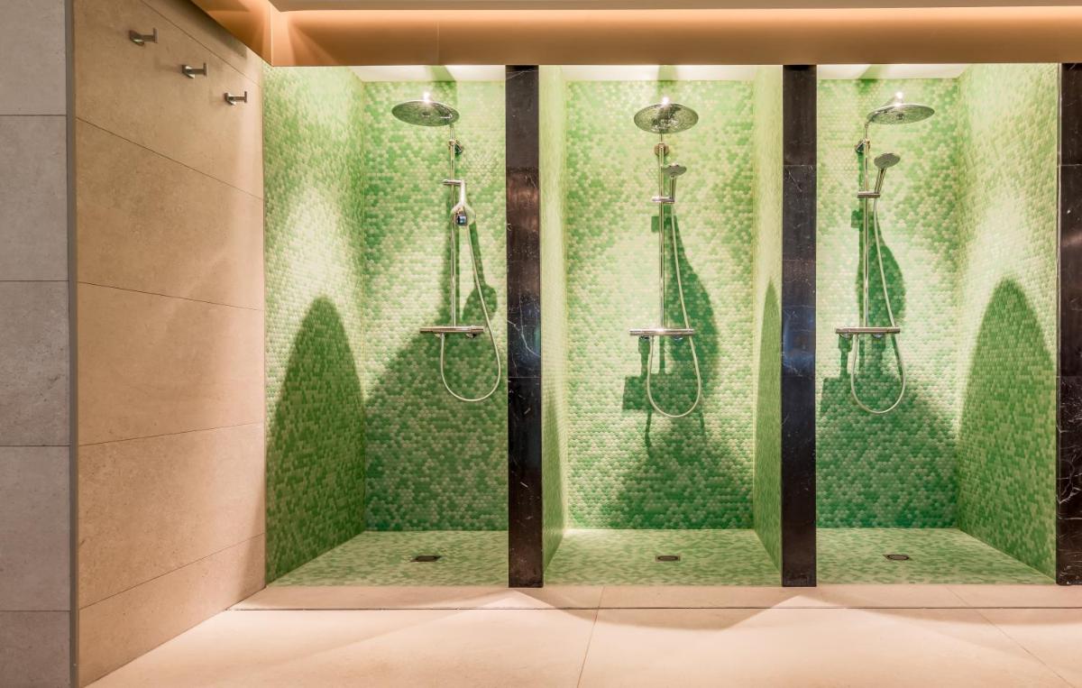 Un baño de Barceló La Nucía Palms