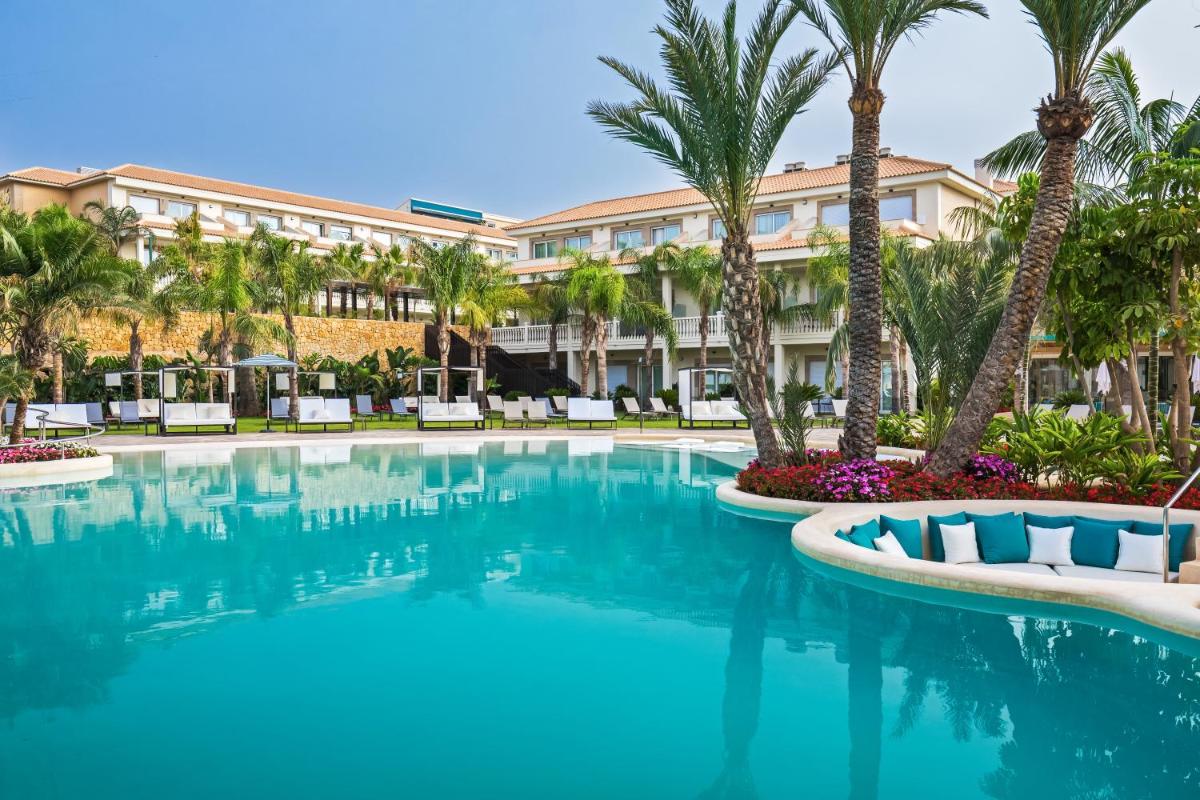 Piscina en o cerca de Barceló La Nucía Palms