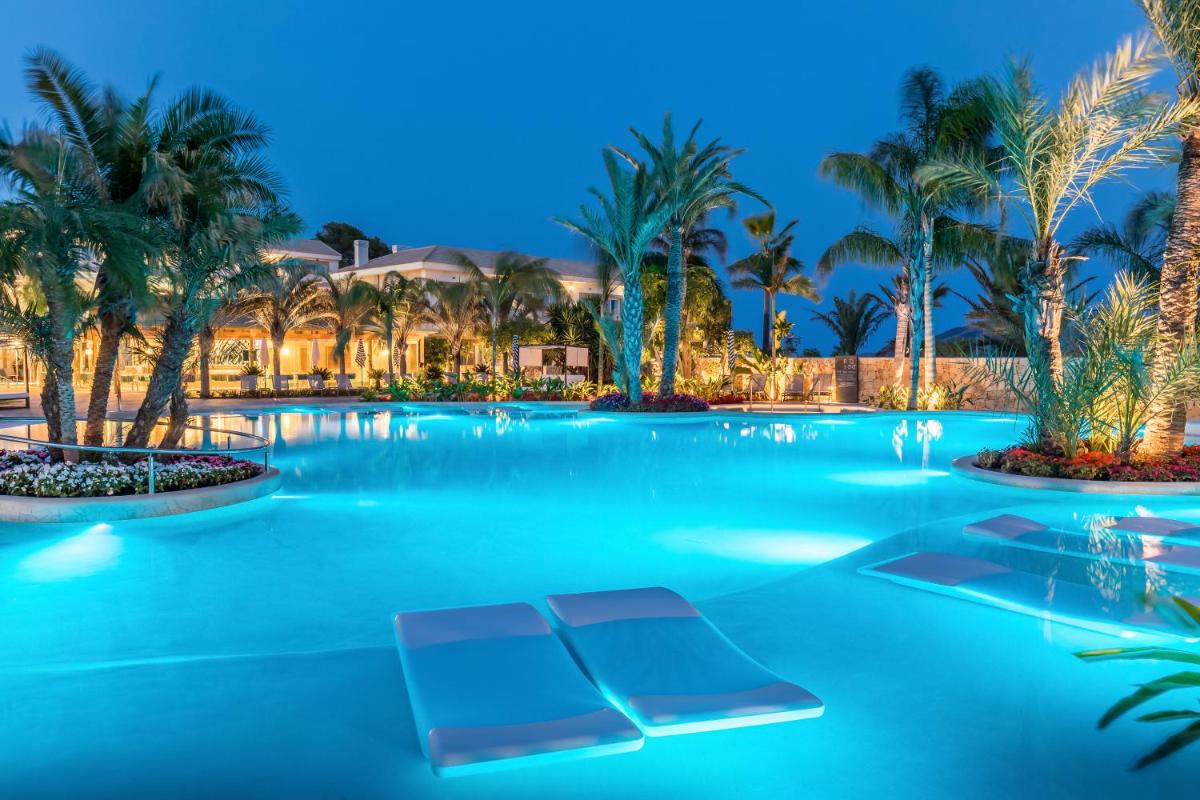 Piscina en o cerca de Barceló La Nucía Palms