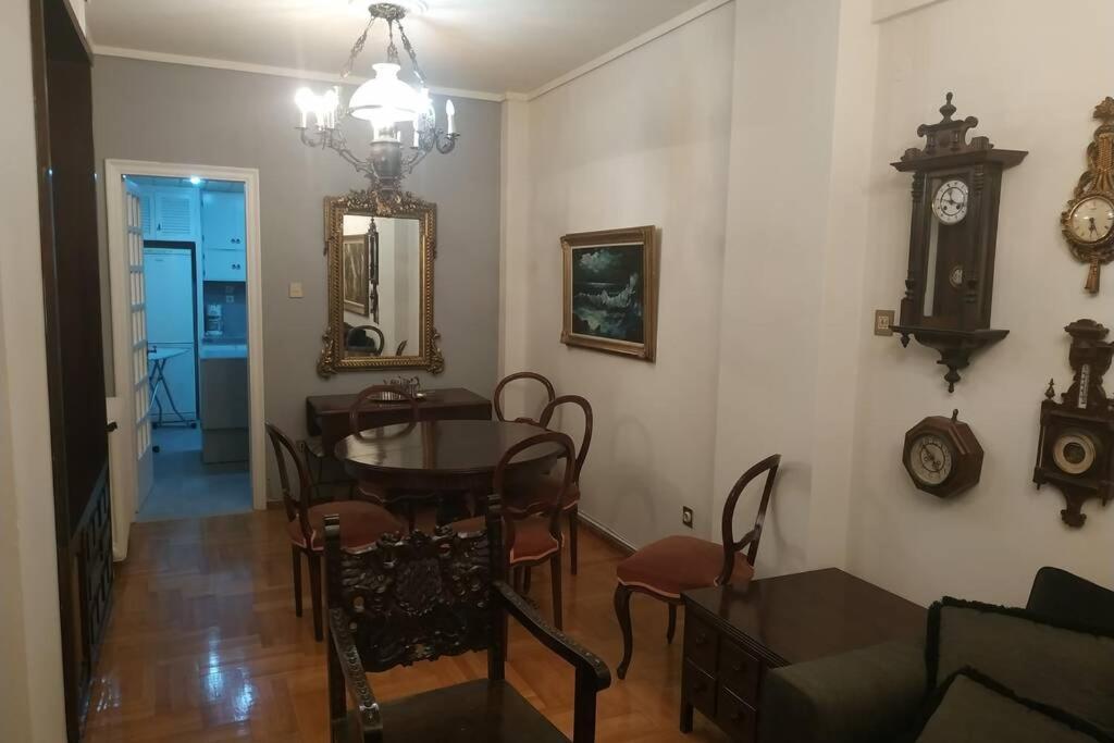 Suitetrails - Absolutely Central Luxury Apartment