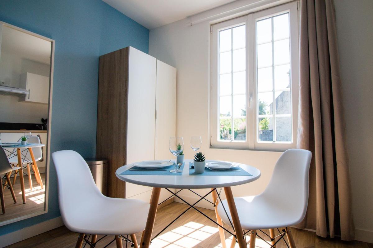 Home2Stay Valognes - Housity