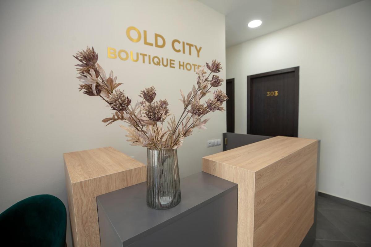 Suitetrails - Old City Boutique Hotel