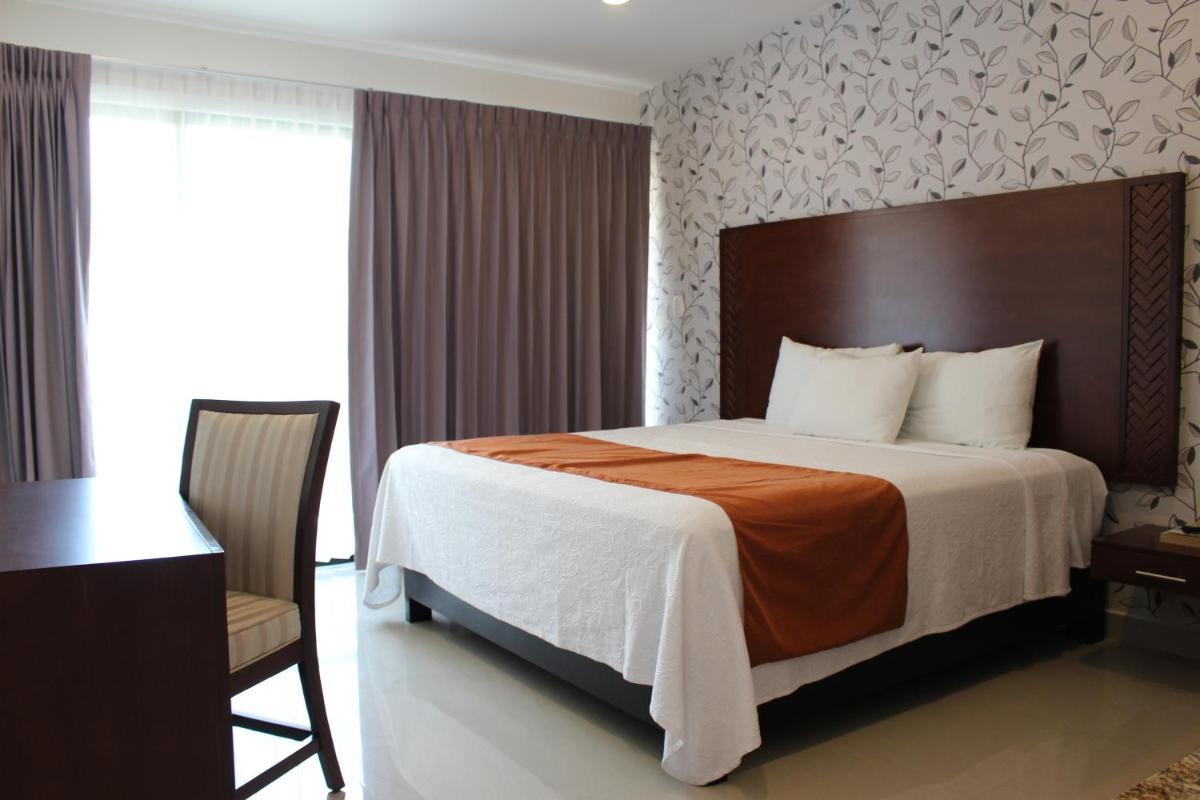 Hotel Roazi - Housity