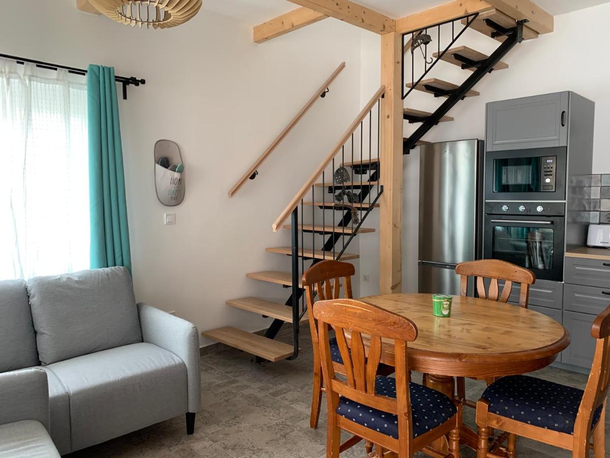 Viki Apartmanház - Housity