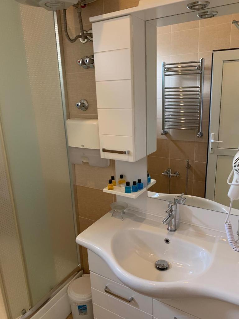 Sheki Avtovagzal Motel - Housity