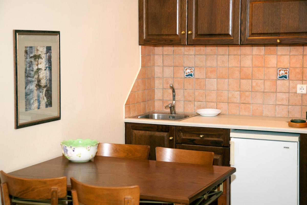 Mylos Hotel Apartments - Housity