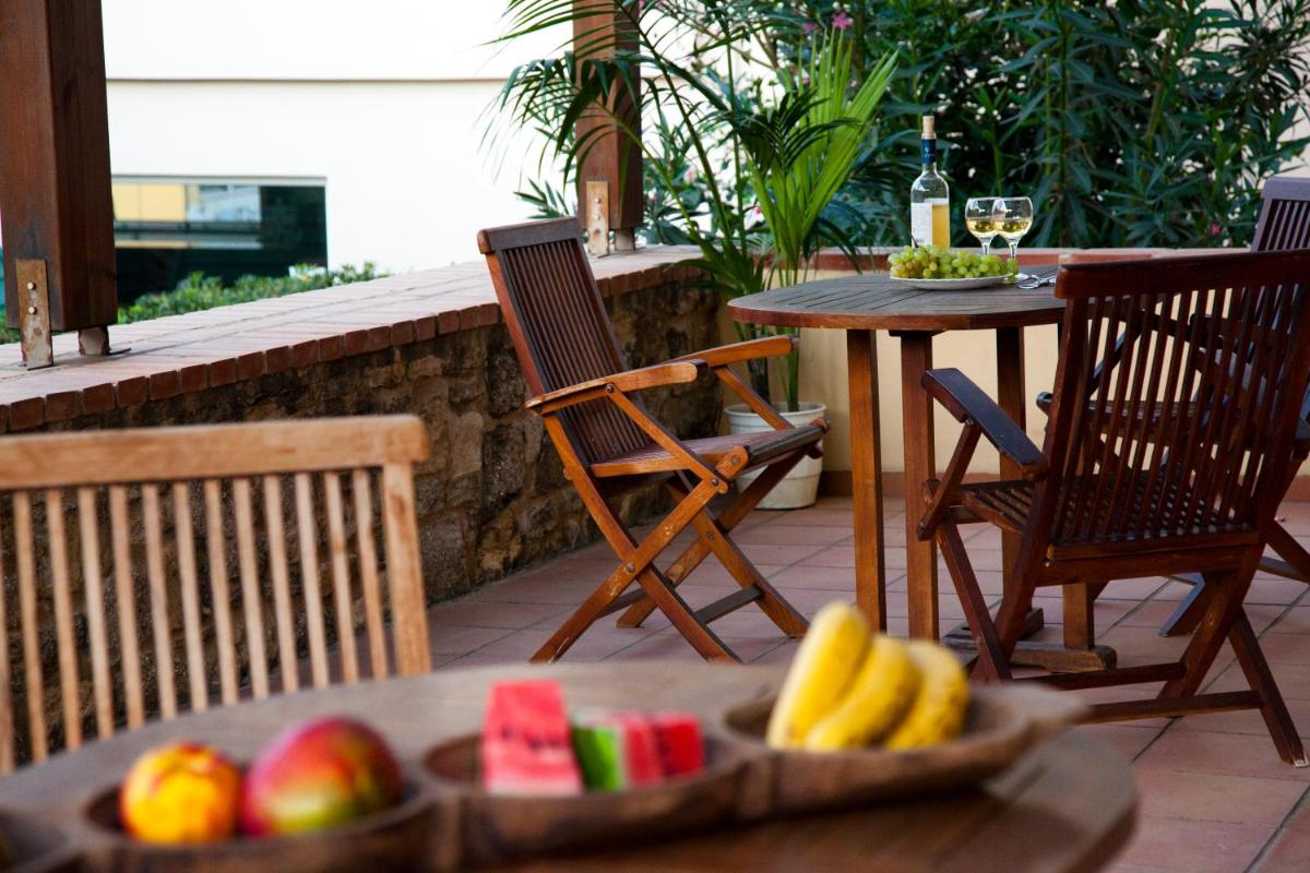 Mylos Hotel Apartments - Housity