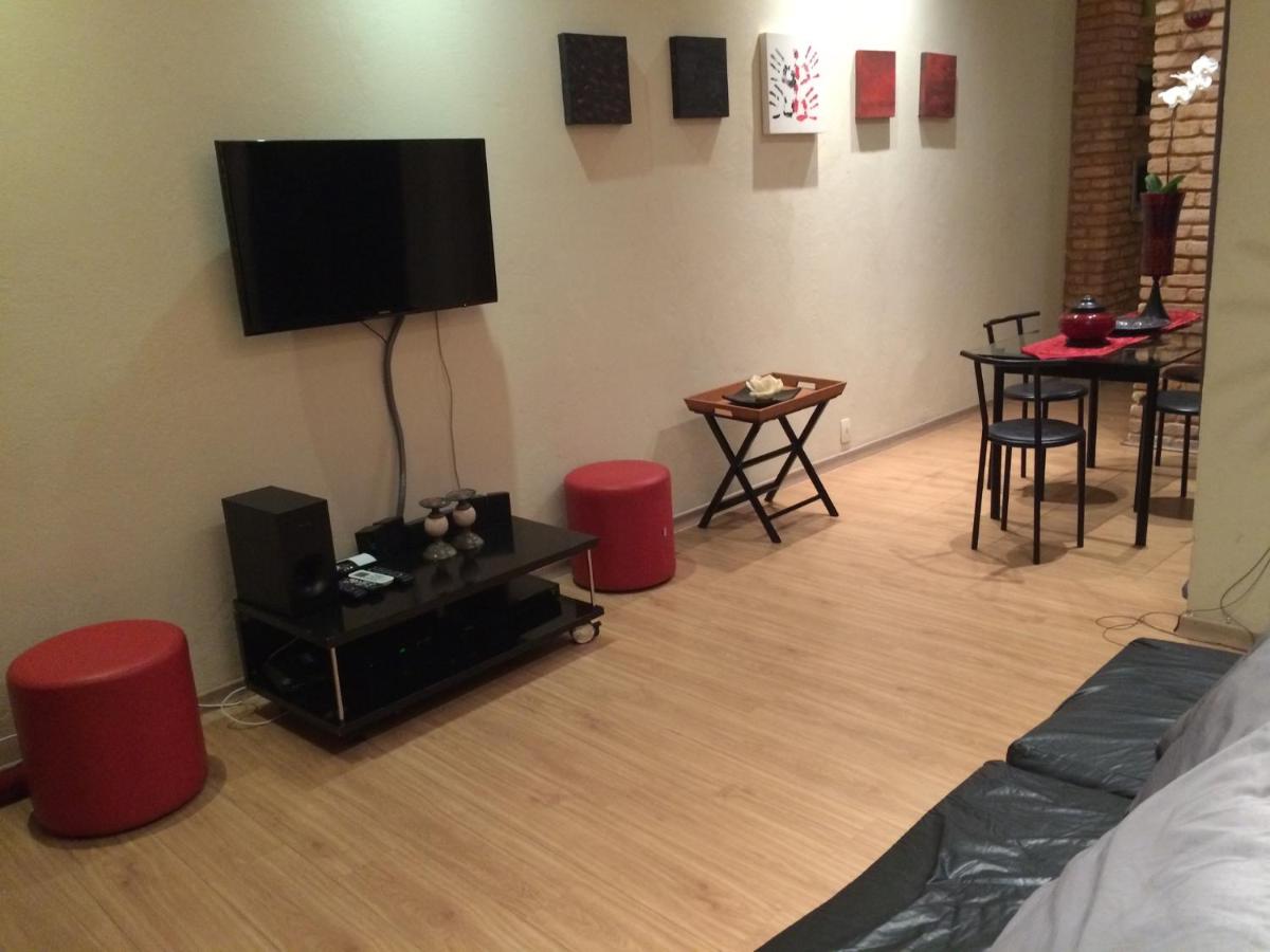 excelente apto quarto e sala Ipanema posto 9 - Housity