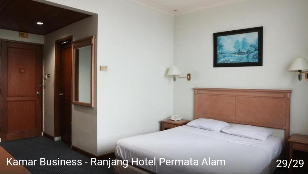 Hotel permata alam - Housity