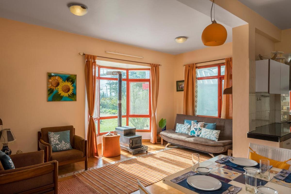 Suitetrails - StayVista at Sunshine Estate 2BR with Outdoor Sitting