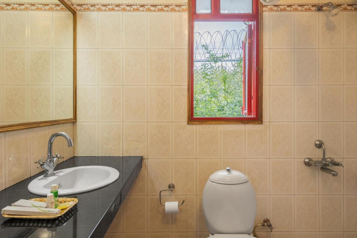 Suitetrails - StayVista at Sunshine Estate 2BR with Outdoor Sitting