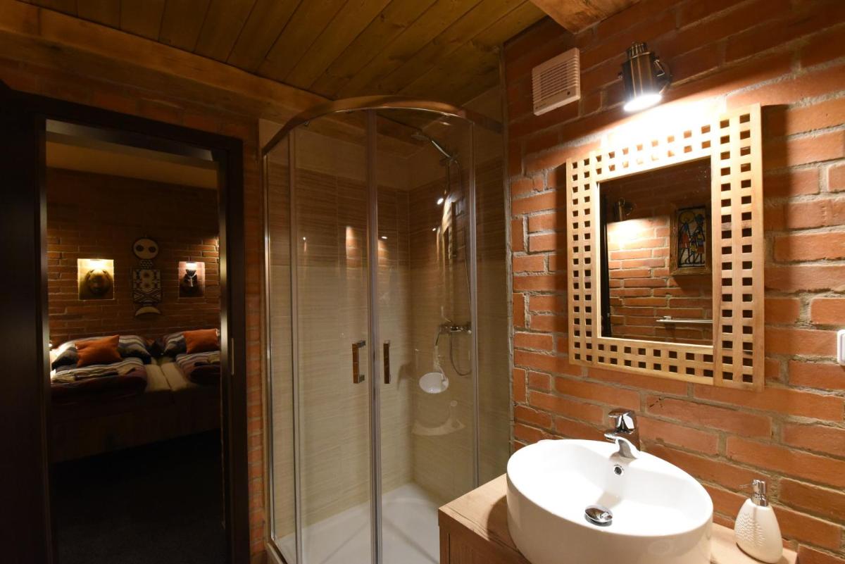 Cheetah Holiday Club - Housity