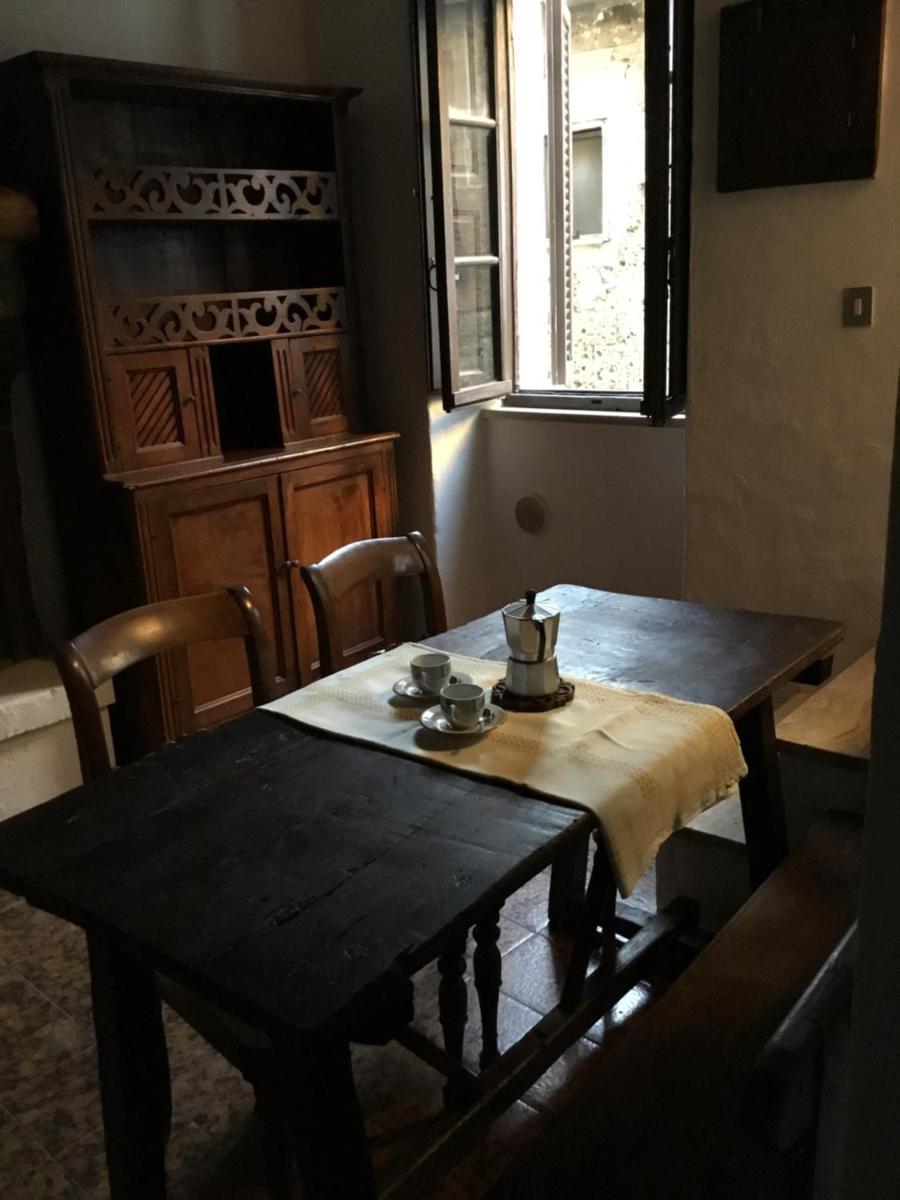 ZUCCA HOUSE - Housity