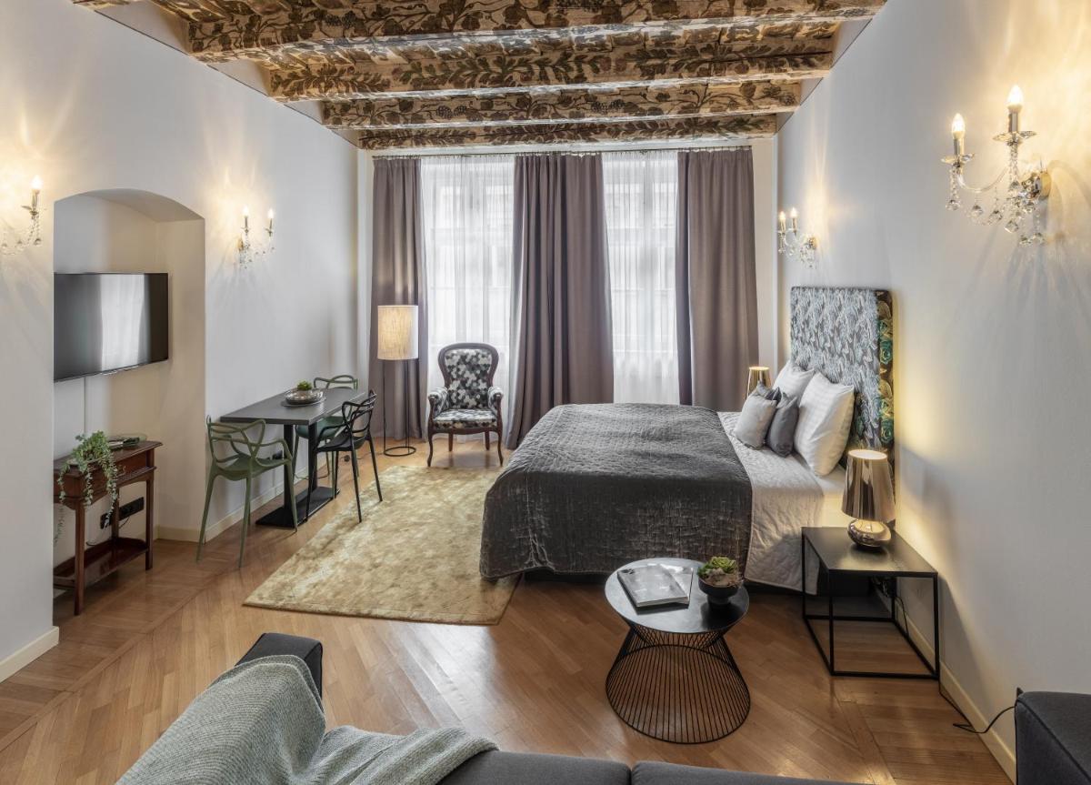 Chateau 9 Apartments by Adrez - Housity