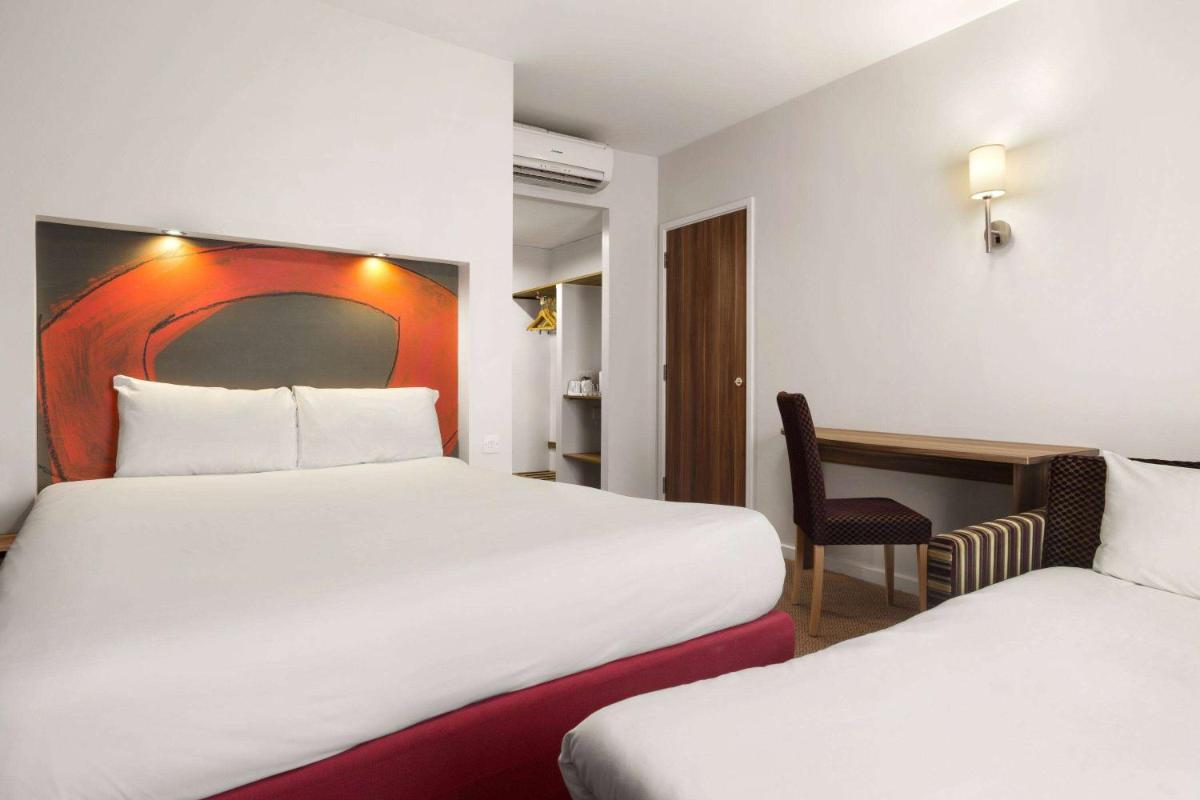 Ramada London Stansted Airport - Housity