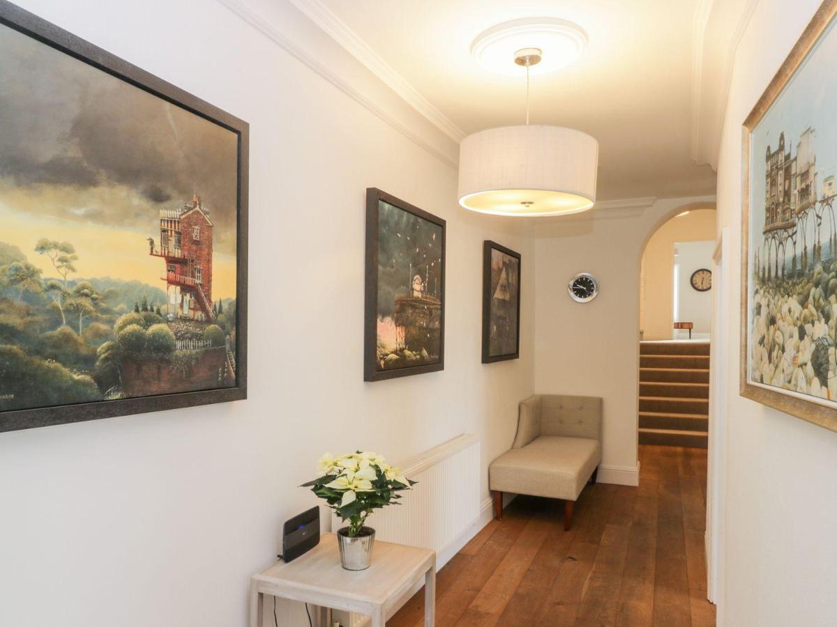 7a Belvoir Terrace - Housity