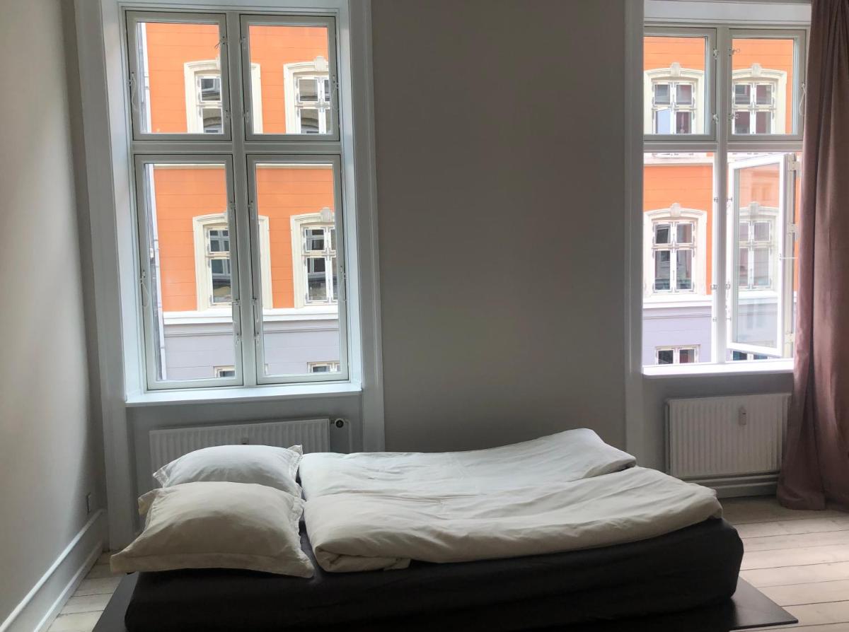Outhentic Apartment - Housity