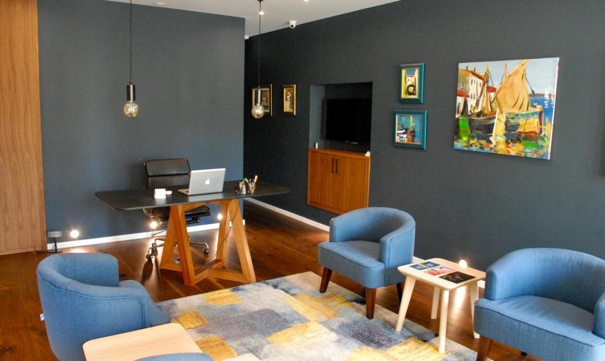 Old Town Inn - Housity