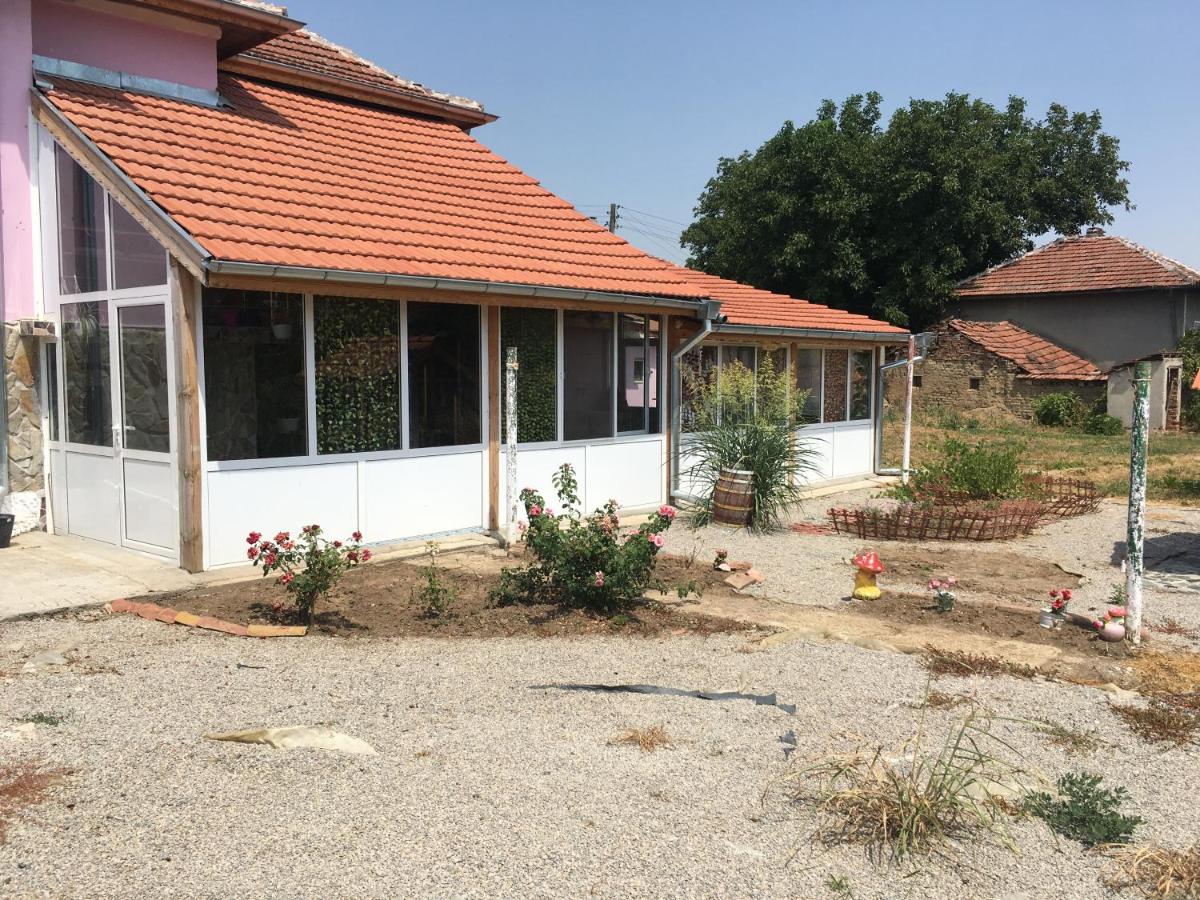 Изворът - Source - Housity