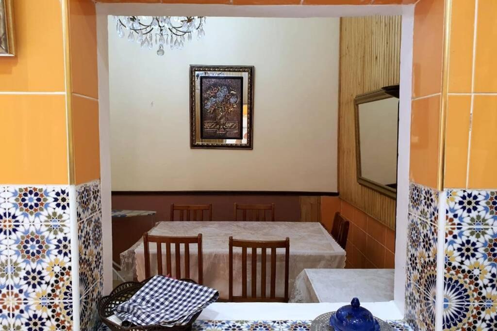 Large House in Tangiers with Garage - Housity