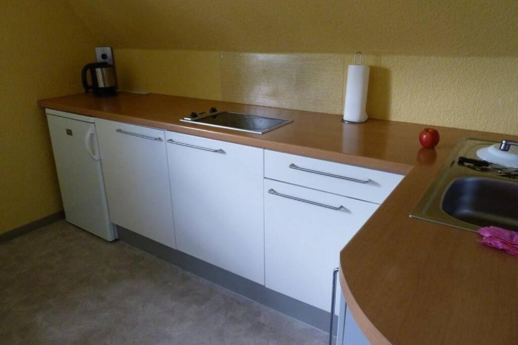 Modern möbliertes Komfortappartement - Housity