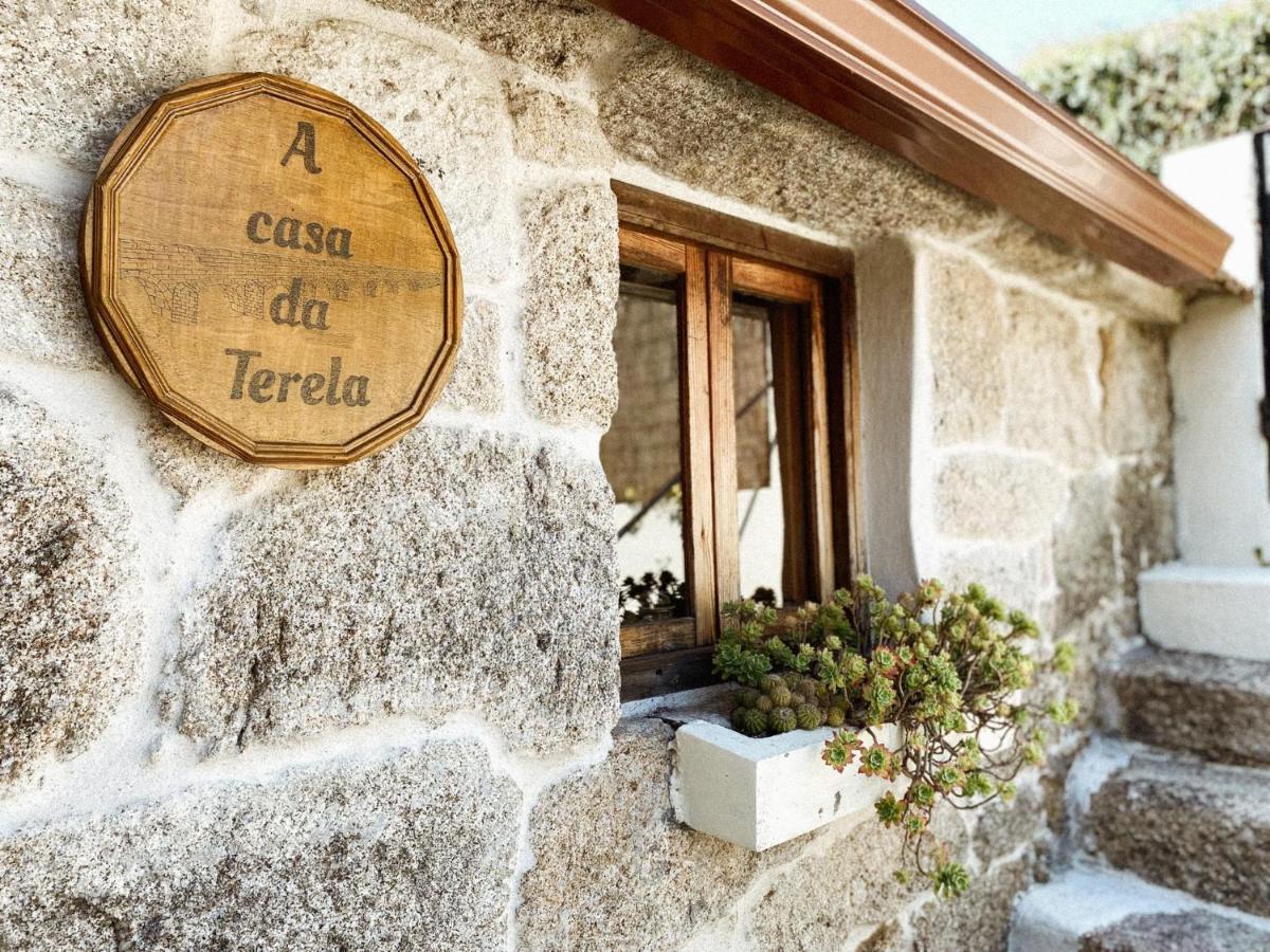 Casa rural familiar con vistas al rio en Galicia - Housity