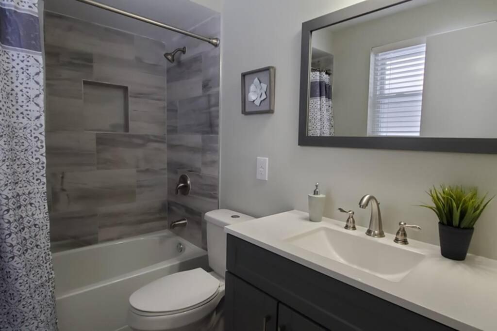 Cindy's Super Ranch Home - Housity