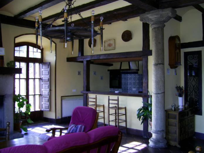 Casa Rural La Central-La Higuerilla - Housity