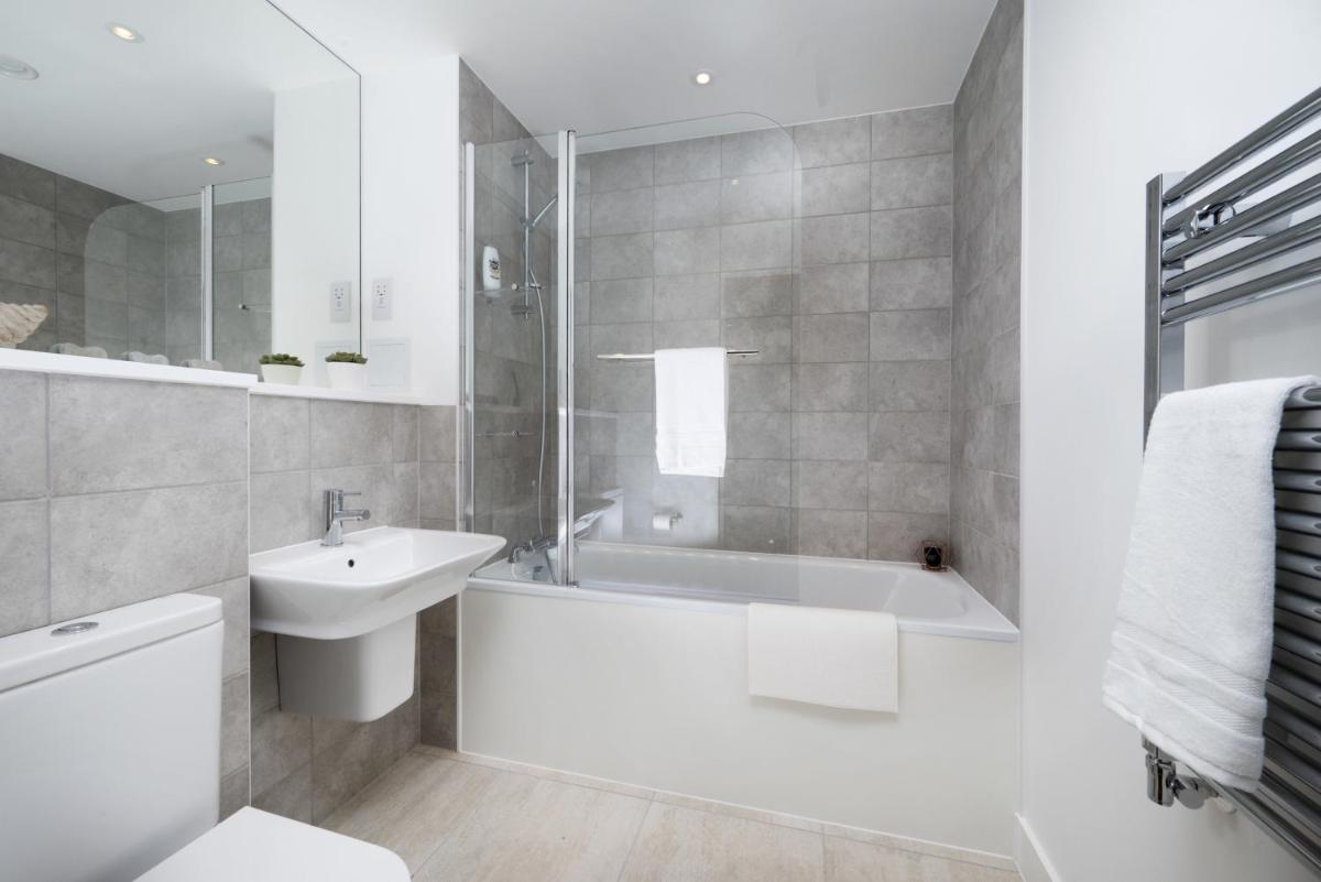 Modern Studios and Apartments at Barking Wharf in London - Housity