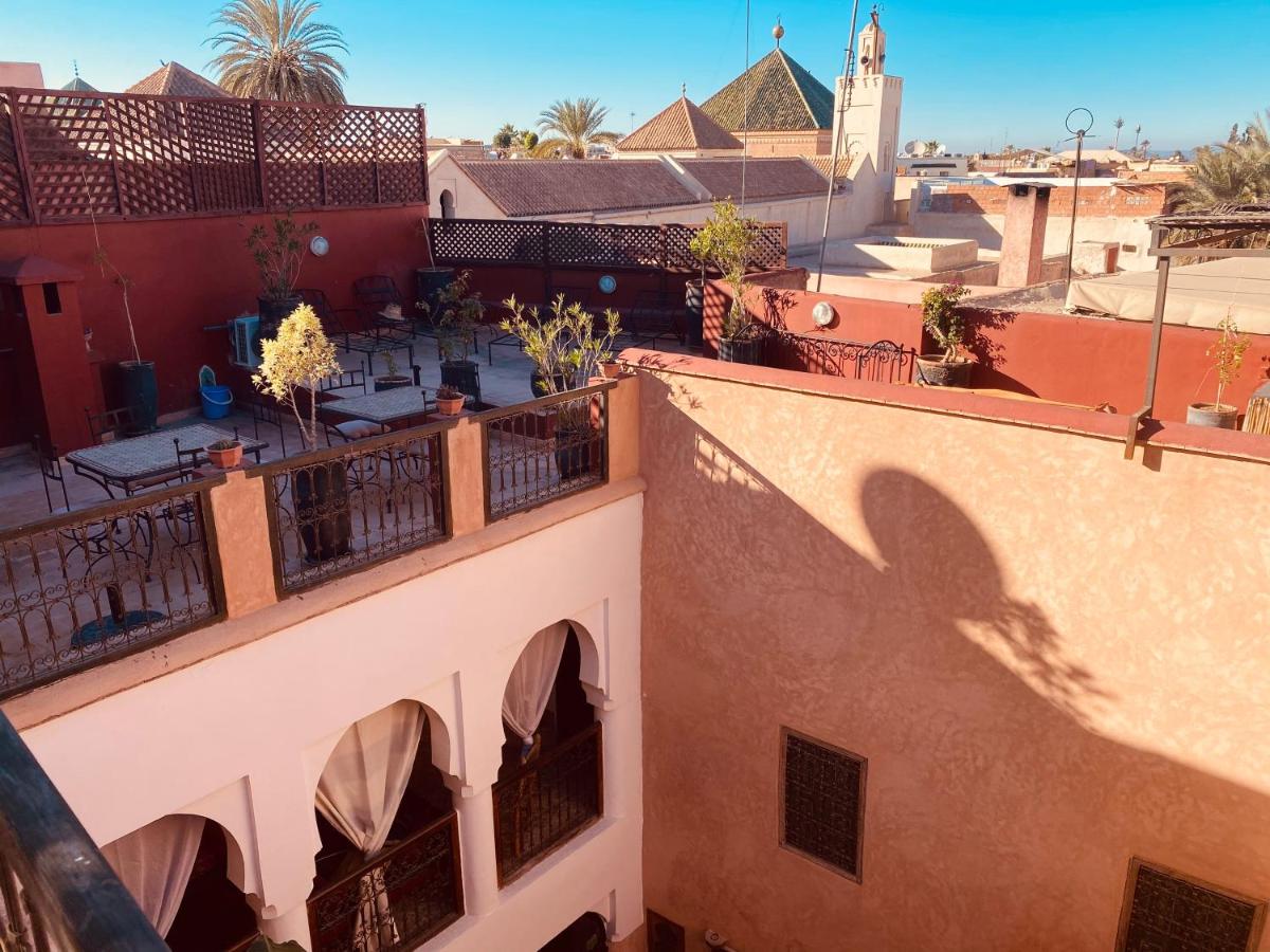 Riad Ineslisa - Housity