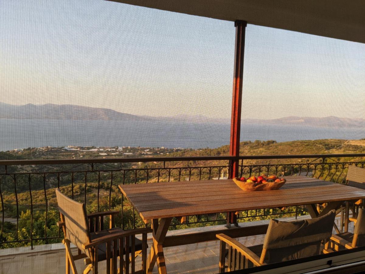 Traditional House with seaview - Housity
