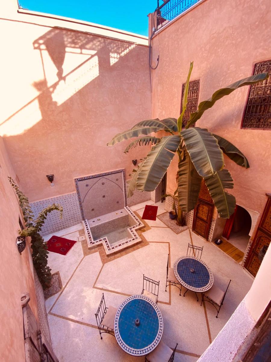 Riad Ineslisa - Housity