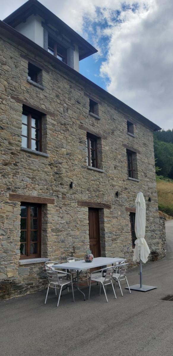 Casa Souto Robledo - Housity