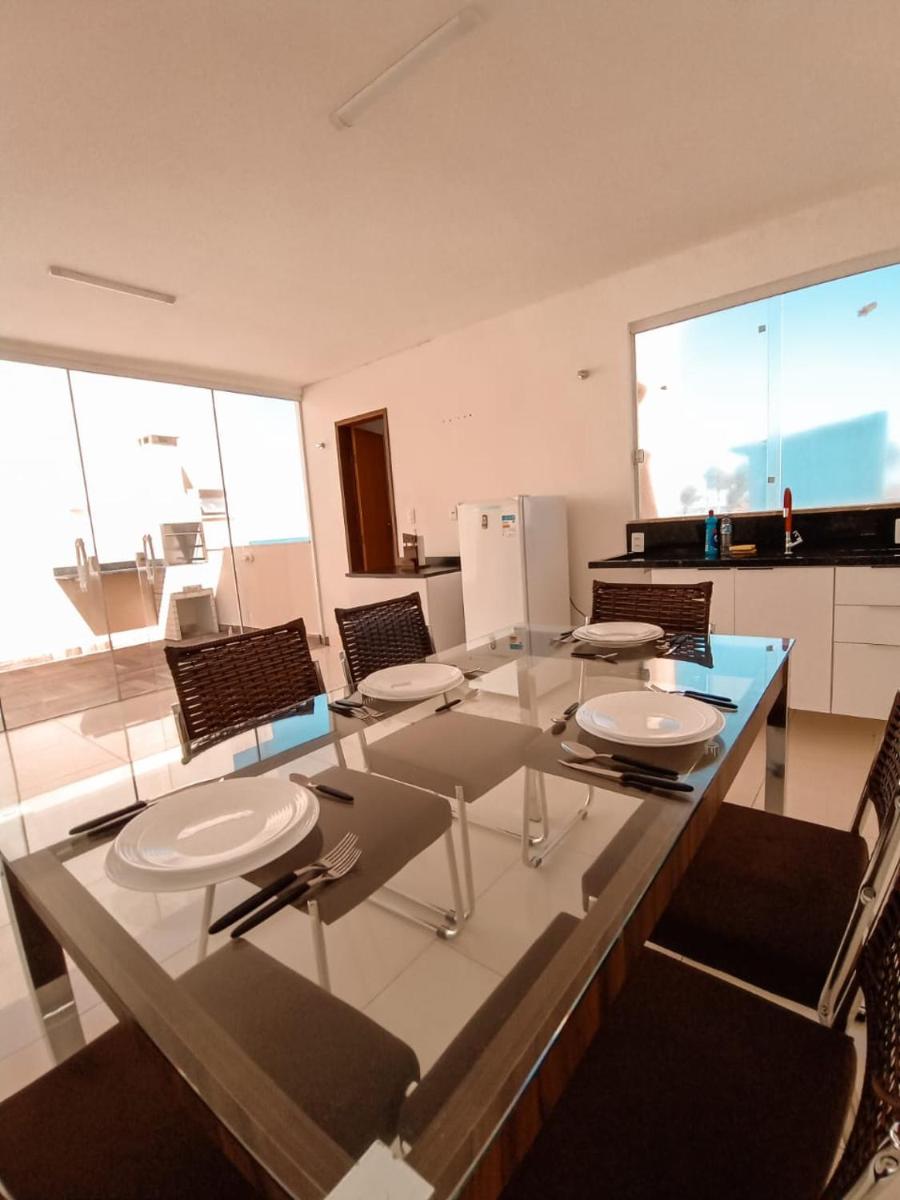 Triplex beira mar com 3 suítes - Housity