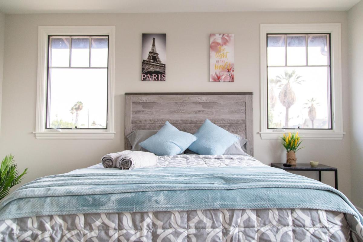 HISTORIC 2 Story Near DTLA/USC/LAFC/STAPLES CENTER - Housity