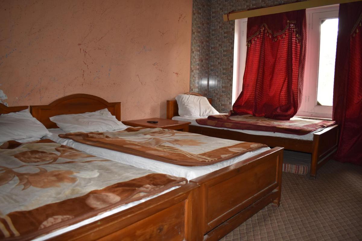 Shogran Hotel - Housity