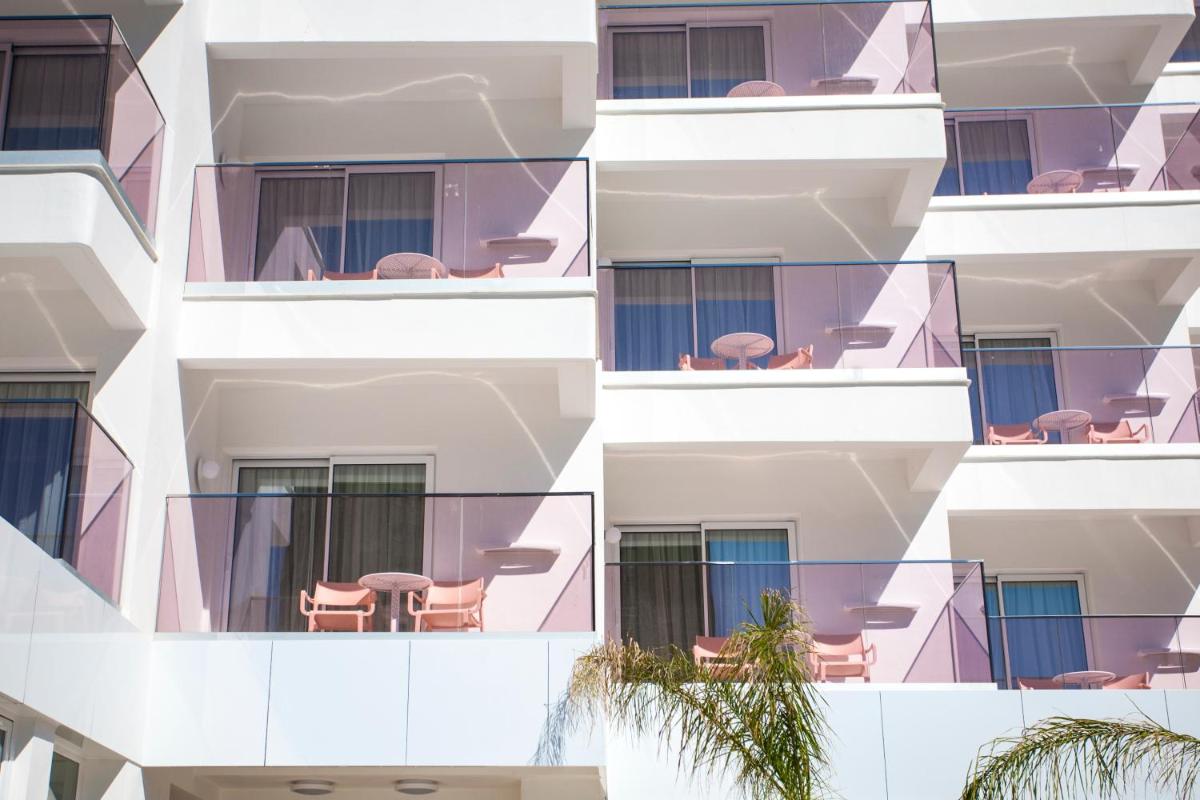 Un balcón o terraza de Ambassador Playa II