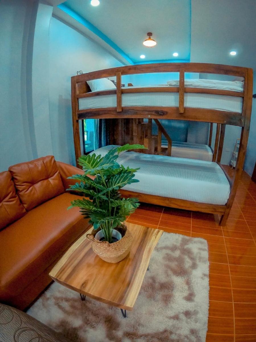 Naibaan Bed and Cafe - Housity