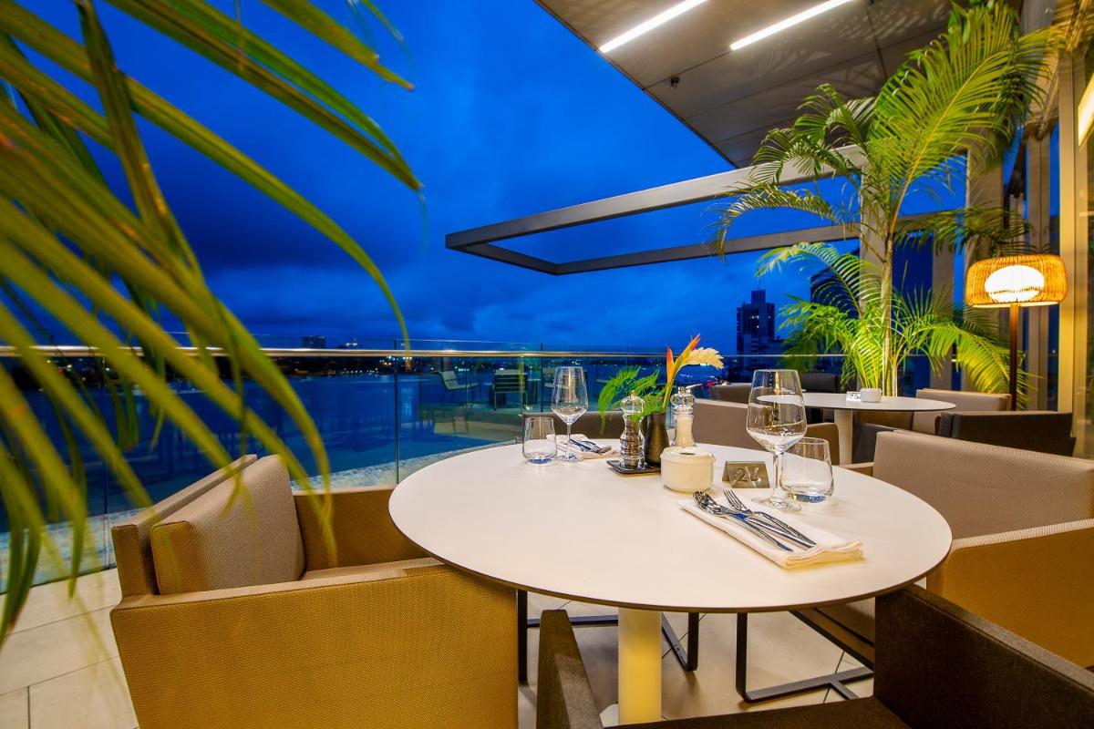 Suitetrails - Noom Hotel Abidjan Plateau